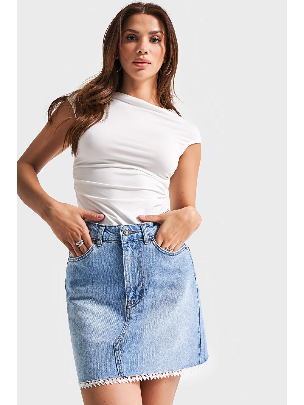 Kadın Mavi Renk D2-S5-4 Dantel Detaylı Midi Boy 42 Cm %100 Pamuk Tasarım Denim Etek-4