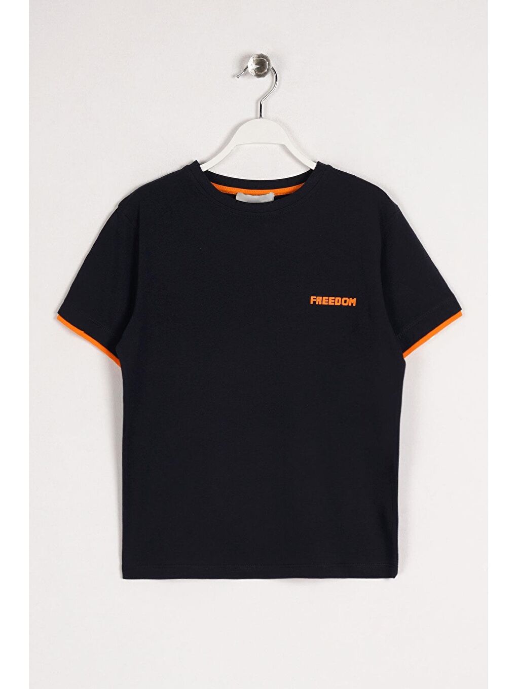 Bisiklet Yaka Kısa Kol Freedom Baskılı Lacivert Renk Erkek Çocuk Tshirt