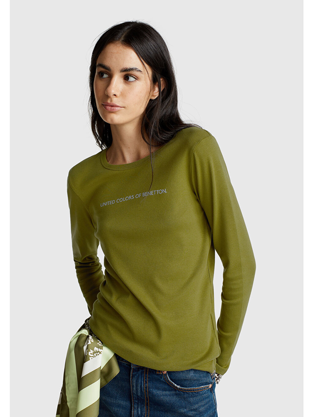 Kadın Haki Yeşili %100 Pamuk Bisiklet Yaka Benetton Yazılı Uzun Kollu T-Shirt