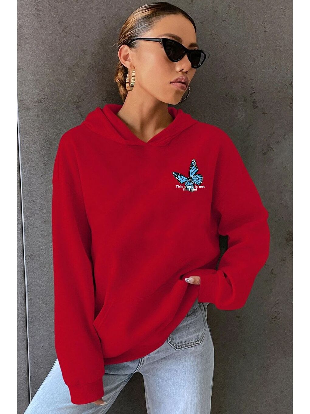 uyguntarz Kırmızı Unisex Kelebek Sırt Baskılı Sweatshirt - 1