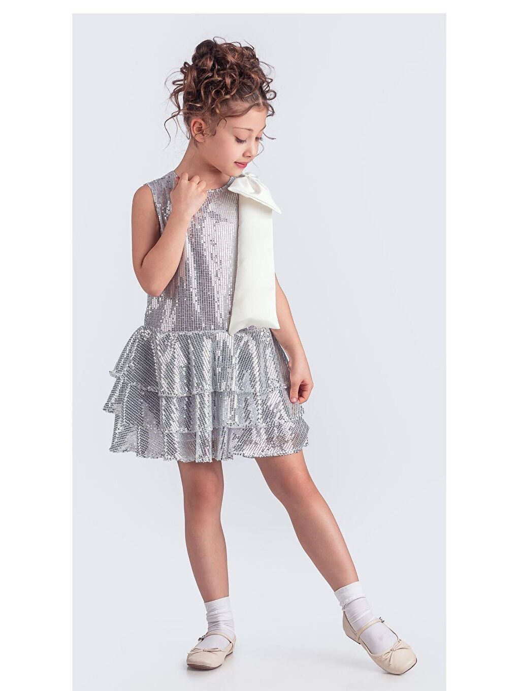 Gri Yaka Fiyonk Pul Payet Kumaşlı Kız Çocuk Abiye Elbise M00702-7