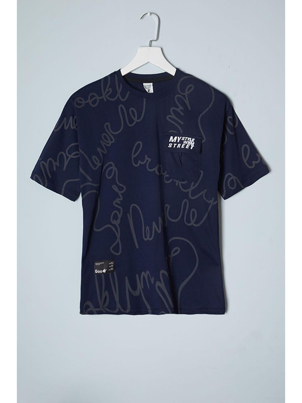 Lacivert Yazı Desenli Cepli Erkek Tişört 16082