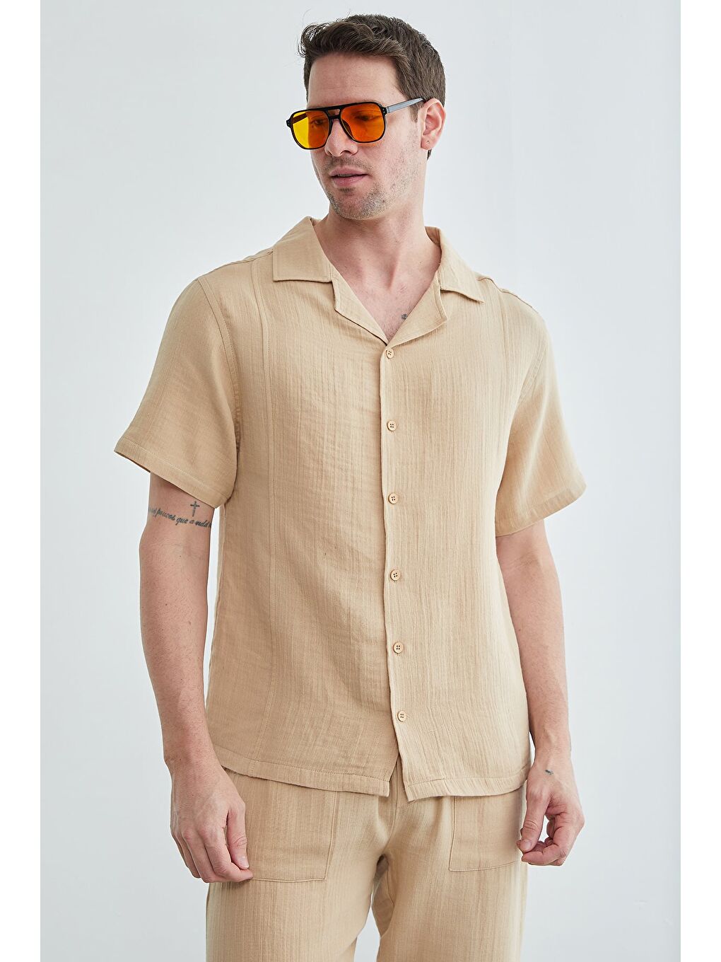 Bej Basic Müslin Kumaş Kısa Kol Gömlek-1