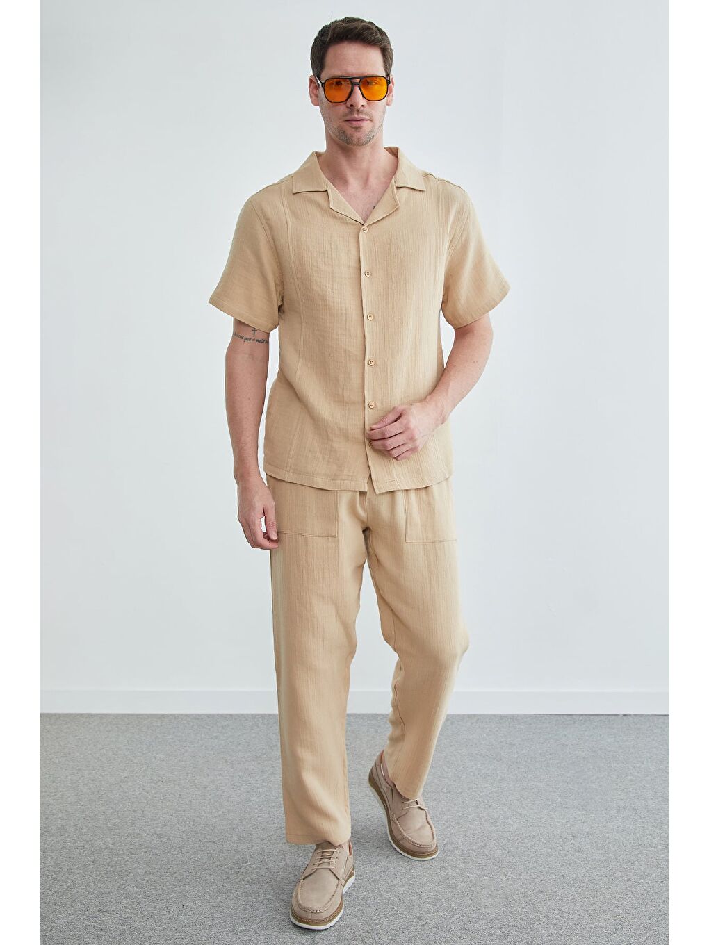 Bej Basic Müslin Kumaş Kısa Kol Gömlek-3