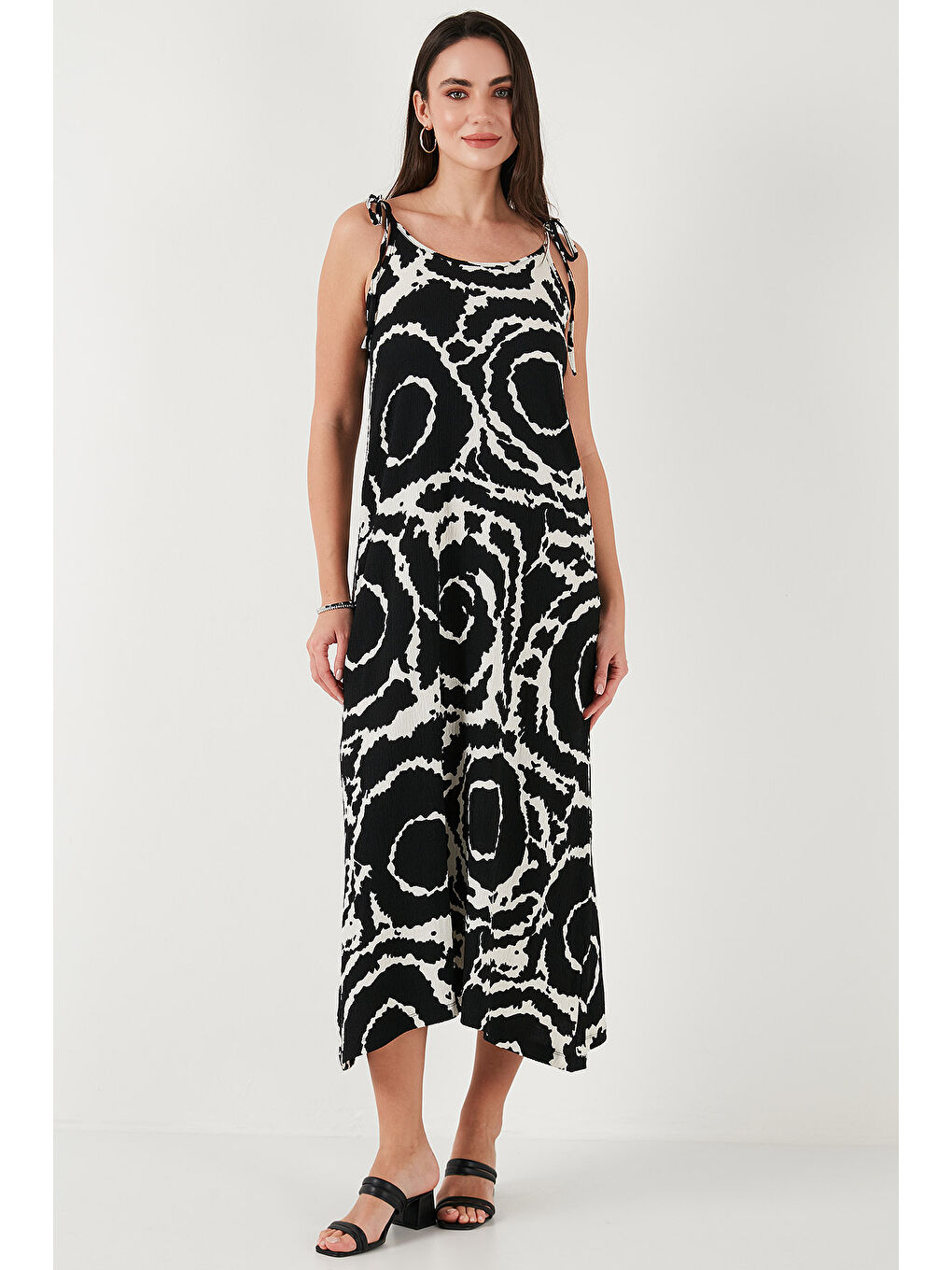 Siyah Regular Fit İp Askılı Uzun Kadın Elbise 5865732-1