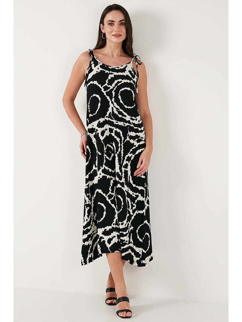 Siyah Regular Fit İp Askılı Uzun Kadın Elbise 5865732-3