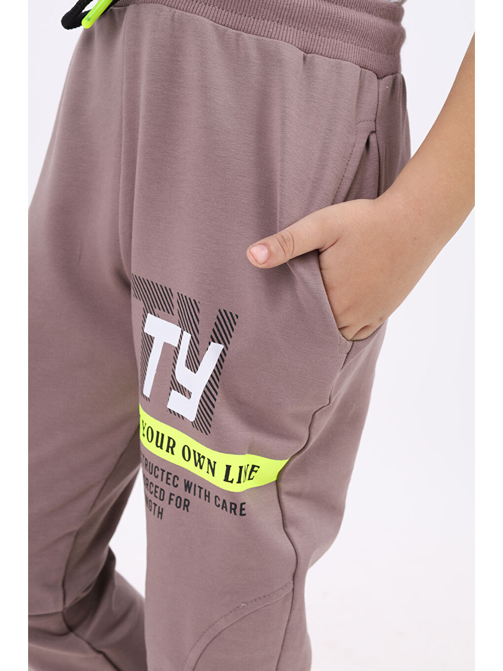 Kahverengi Erkek Çocuk Baskılı Eşofman Alt-1