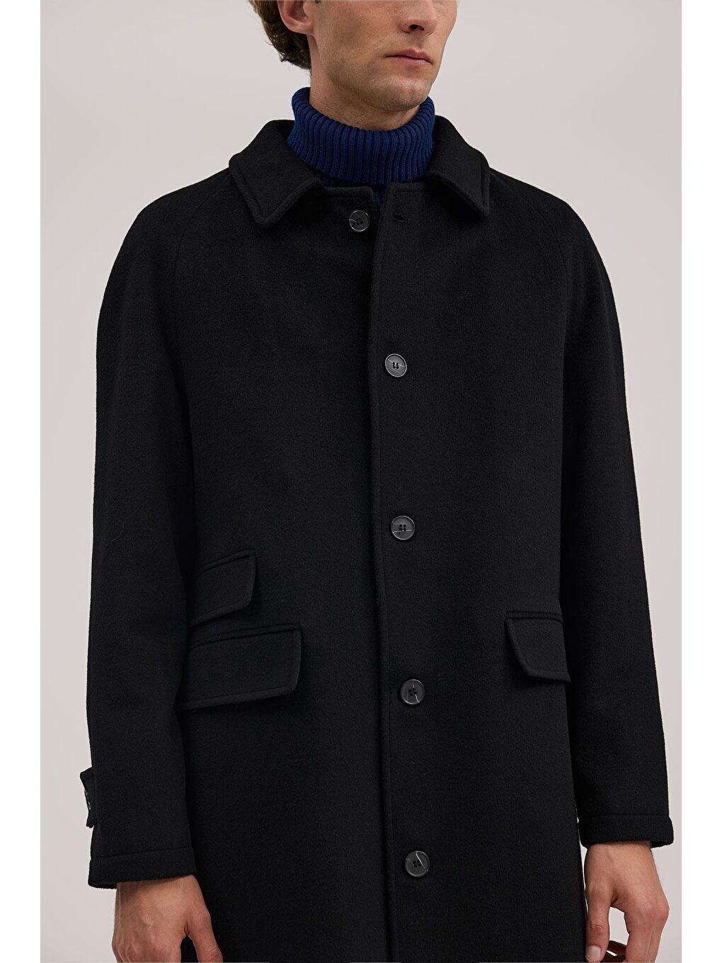 Siyah Comfort Fit Bebe Yaka Yünlü Kaban-2