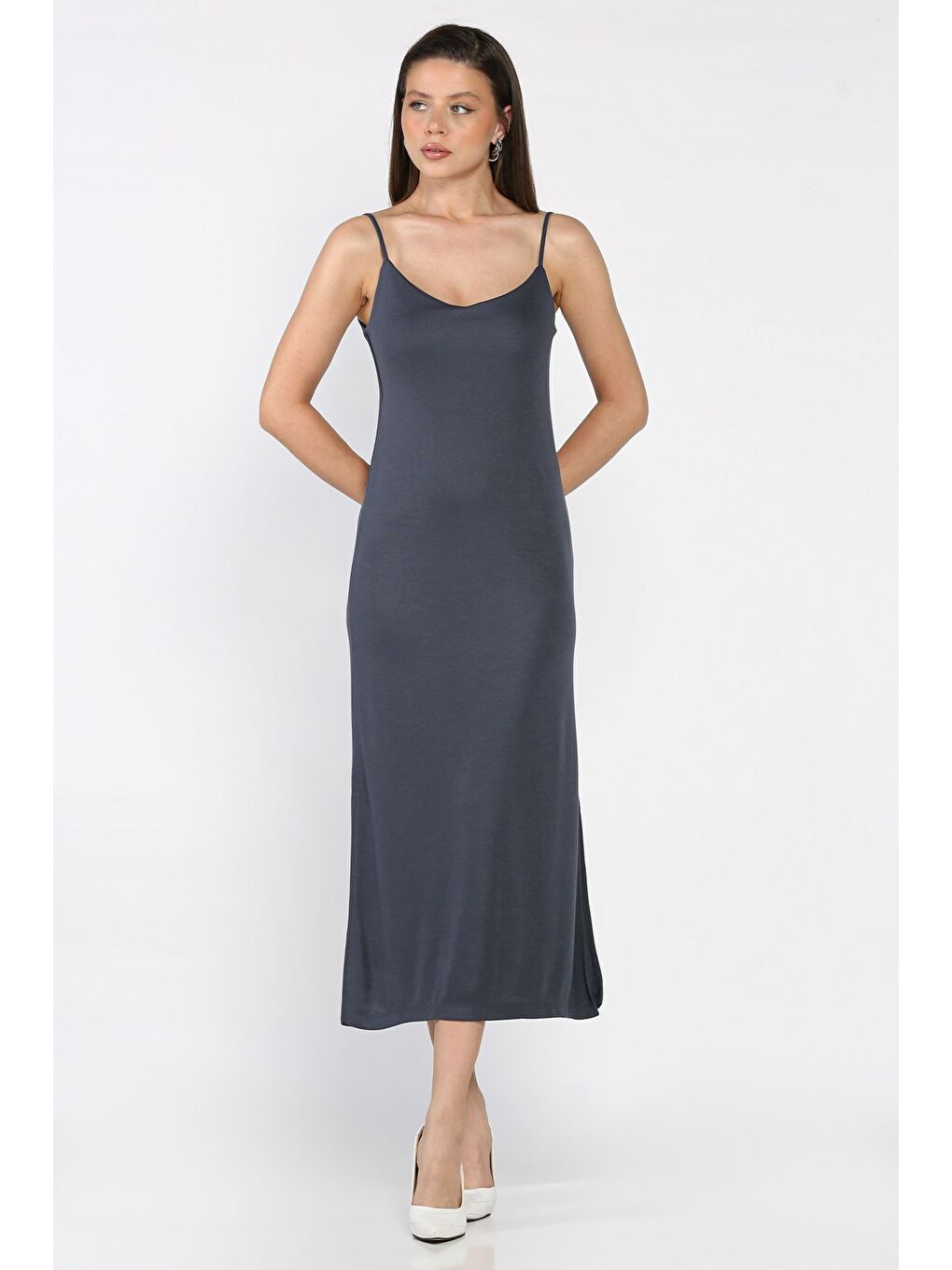 Gri Kadın İp Askılı Yırtmaç Detaylı Elbise-1