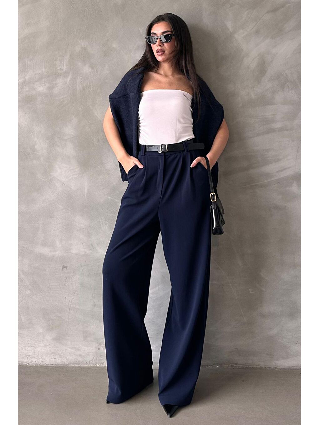 Lacivert Çift Pileli Kemerli Pantolon Mg2330