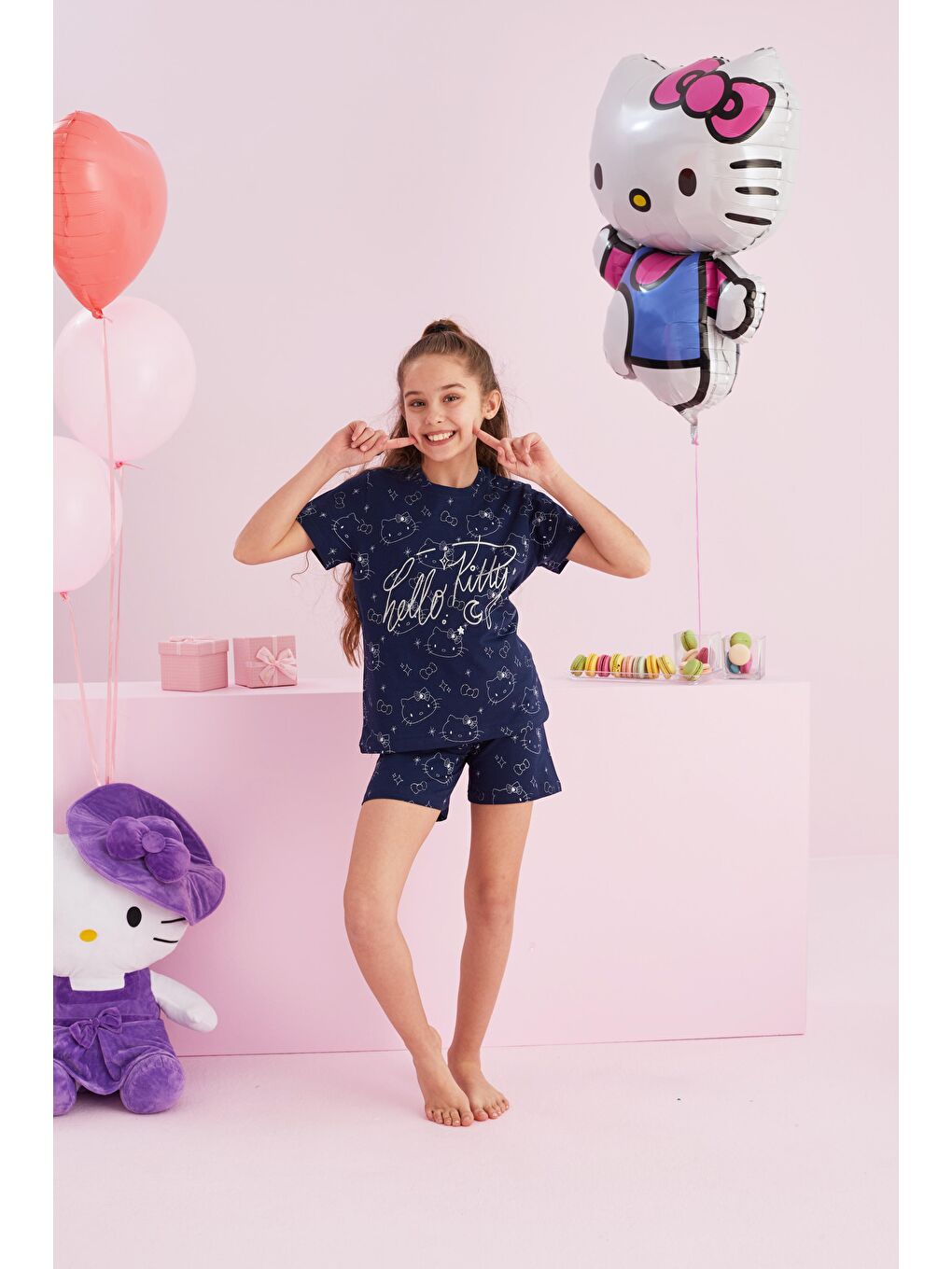 SİYAH İNCİ Lacivert Hello Kitty Lisanslı %100 Pamuk Lacivert Çok Renkli Bisklet Yaka Şort Pijama Takım - 1