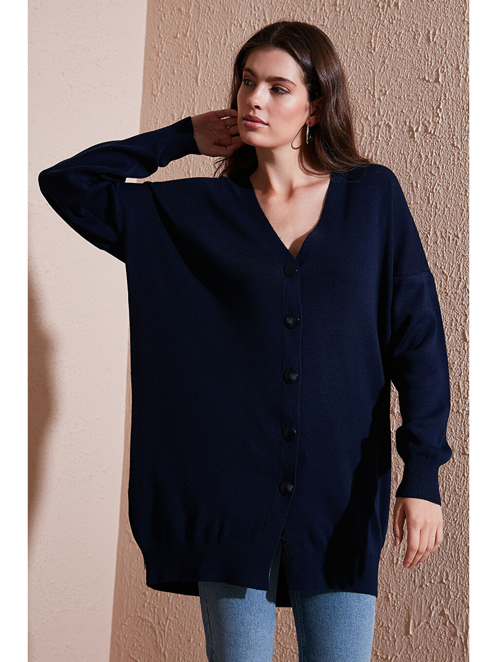 Lacivert V Yaka Düğmeli Triko Kadın Hırka 4616031-1