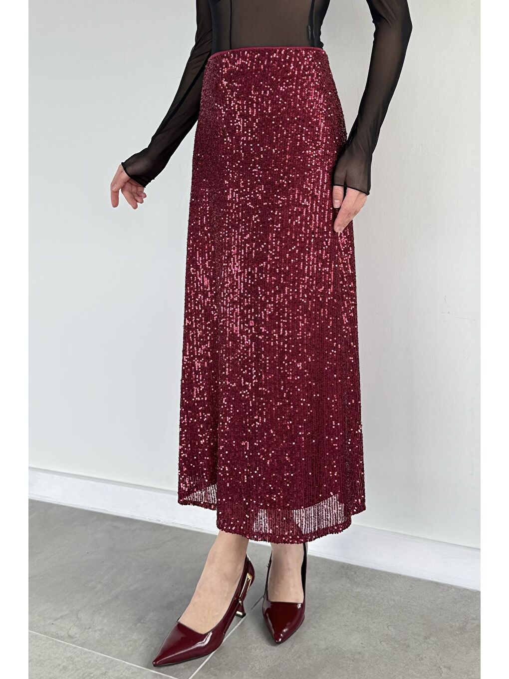 Kırmızı Kadın Bel Lastikli İç Astarlı Pul Payet Etek-1