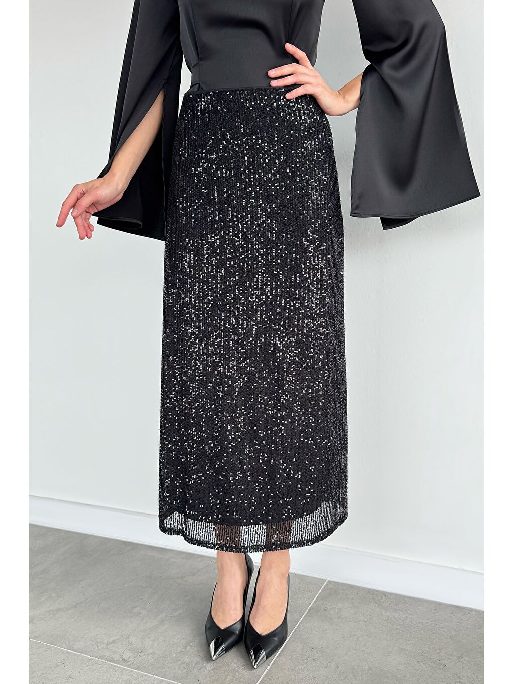 Siyah Kadın Bel Lastikli İç Astarlı Pul Payet Etek-1