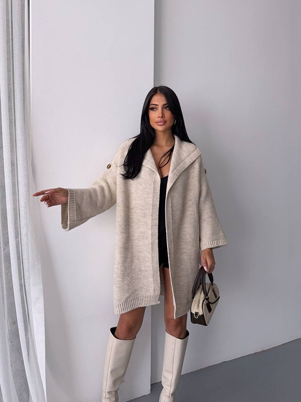 Ekru Kol Detay Triko Hırka-1