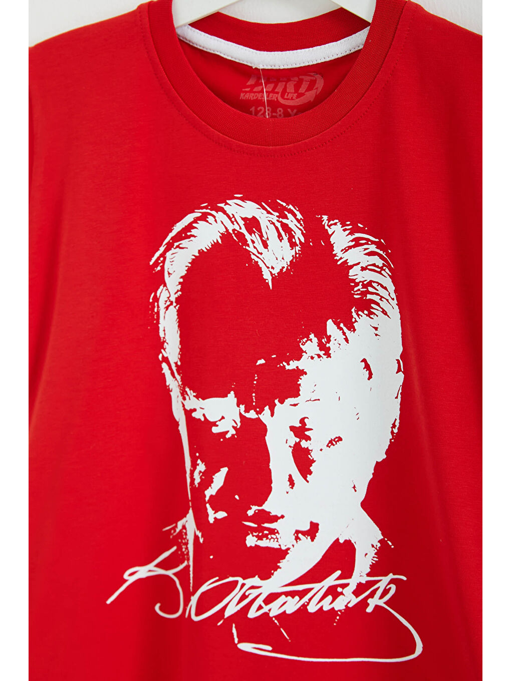 Kırmızı Erkek Çocuk Kirmizi Bisiklet Yaka Atatürk Baskılı Kısa Kollu Unisex T-Shirt - 26847-1