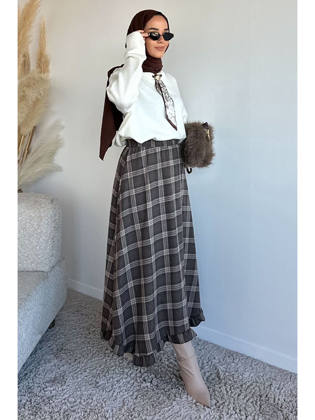 Bej Bel Lastikli Ekose Desenli Tesettür Etek-3