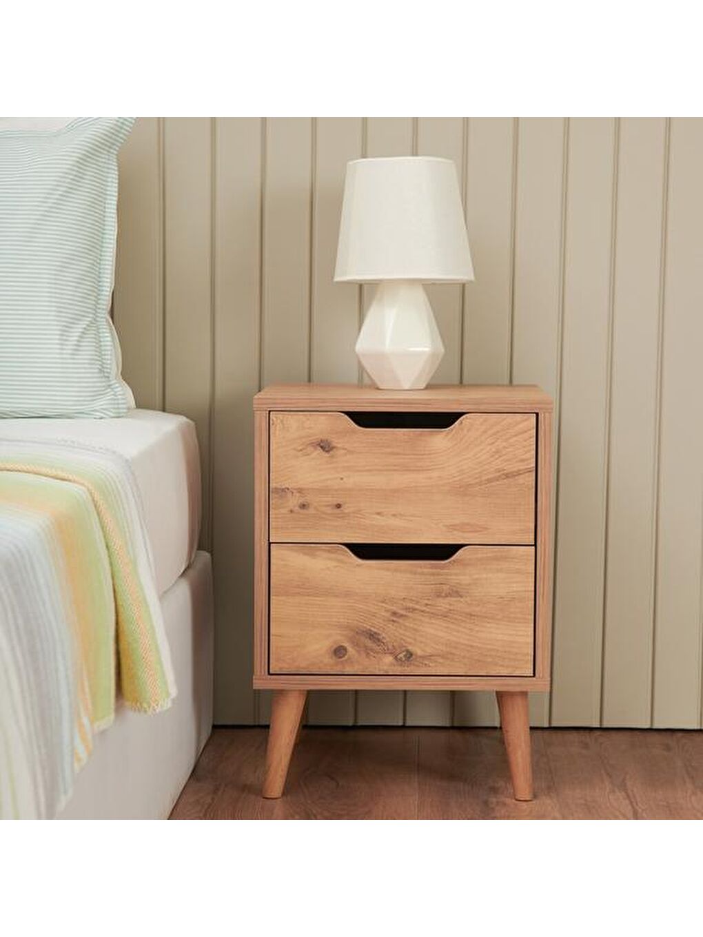 Kahverengi Rovigo Komodin - Atlantik Çam