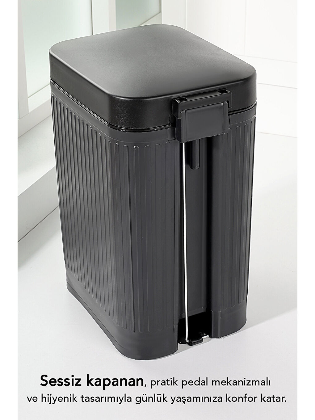 Siyah 10 Lt Pedallı Sessiz Çöp Kovası-3