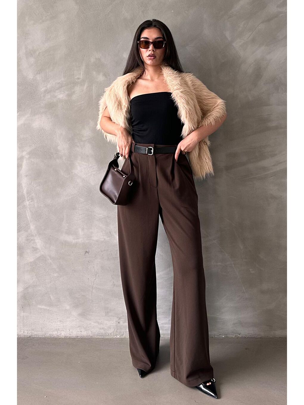 Kahverengi Çift Pileli Kemerli Pantolon Mg2330