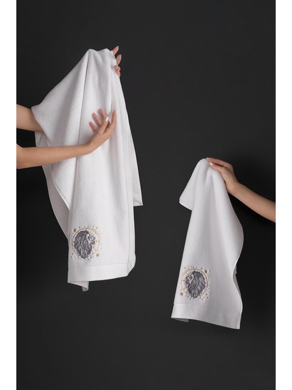 Beyaz %100 Microcotton Üst Kalite Havlu Seti Burç Nakışlı-4
