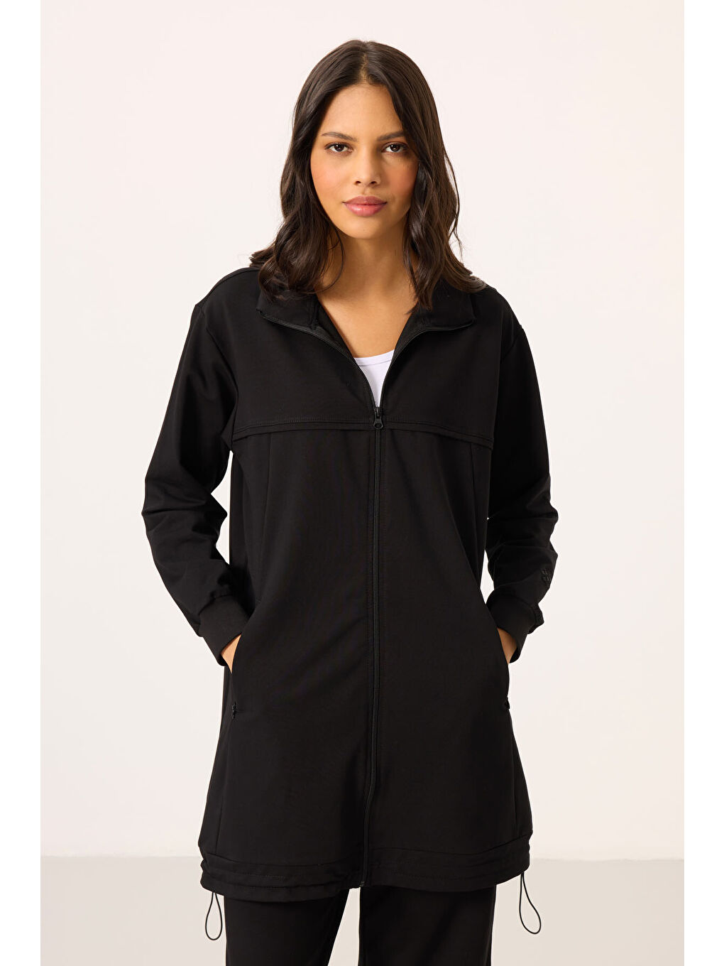 Siyah Dik Yaka Fermuarlı Pamuklu Kadın Eşofman Tunik Takım - 95346-4