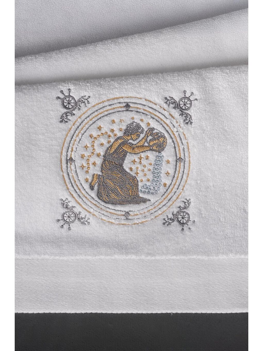 Beyaz %100 Microcotton Üst Kalite Havlu Seti Burç Nakışlı-7