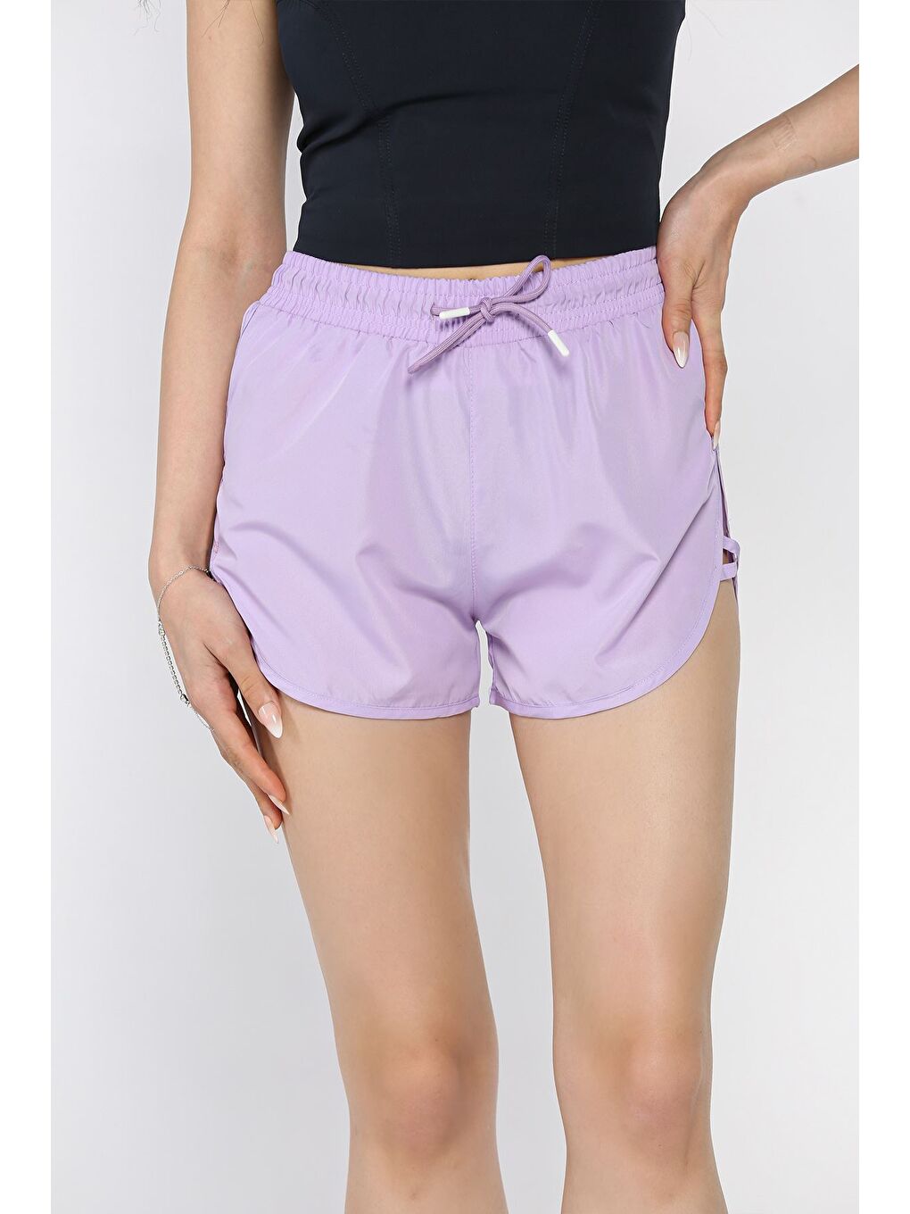 Lila Kadın Yan Çapraz Şeritli Deniz Şortu-1