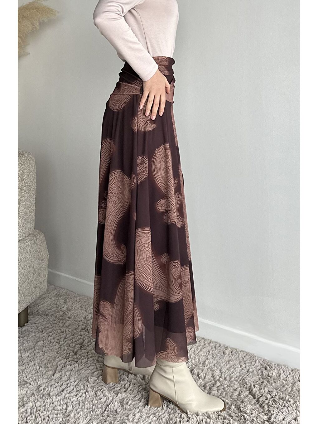 Kahverengi Bel Büzgü Detaylı Desenli Tesettür Kiloş Etek-5