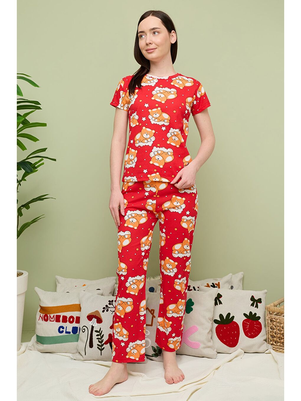 Kırmızı Kalp Desenli Bisiklet Yaka Kısa Kollu Pijama Takımı-3