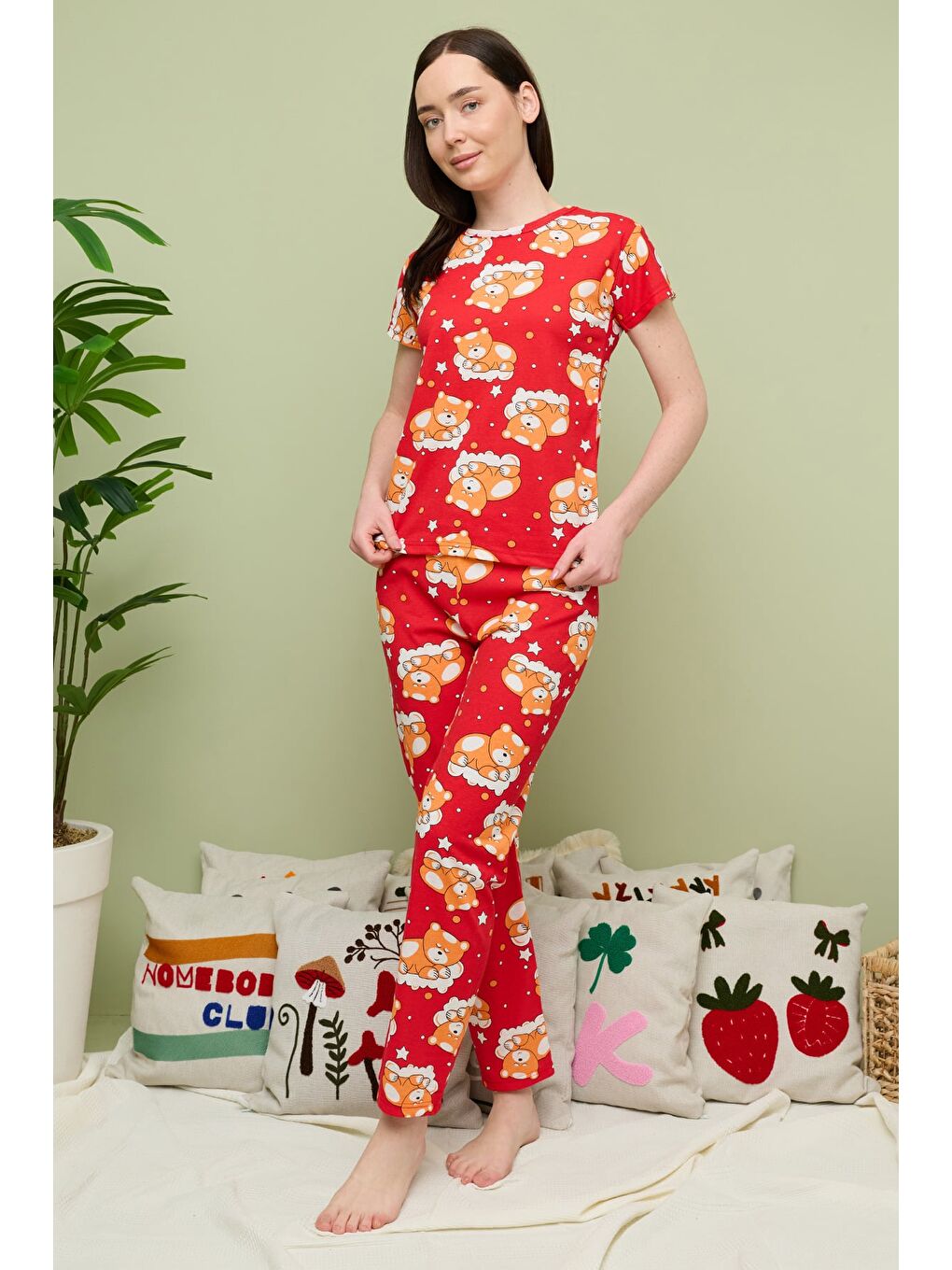 Kırmızı Kalp Desenli Bisiklet Yaka Kısa Kollu Pijama Takımı-4