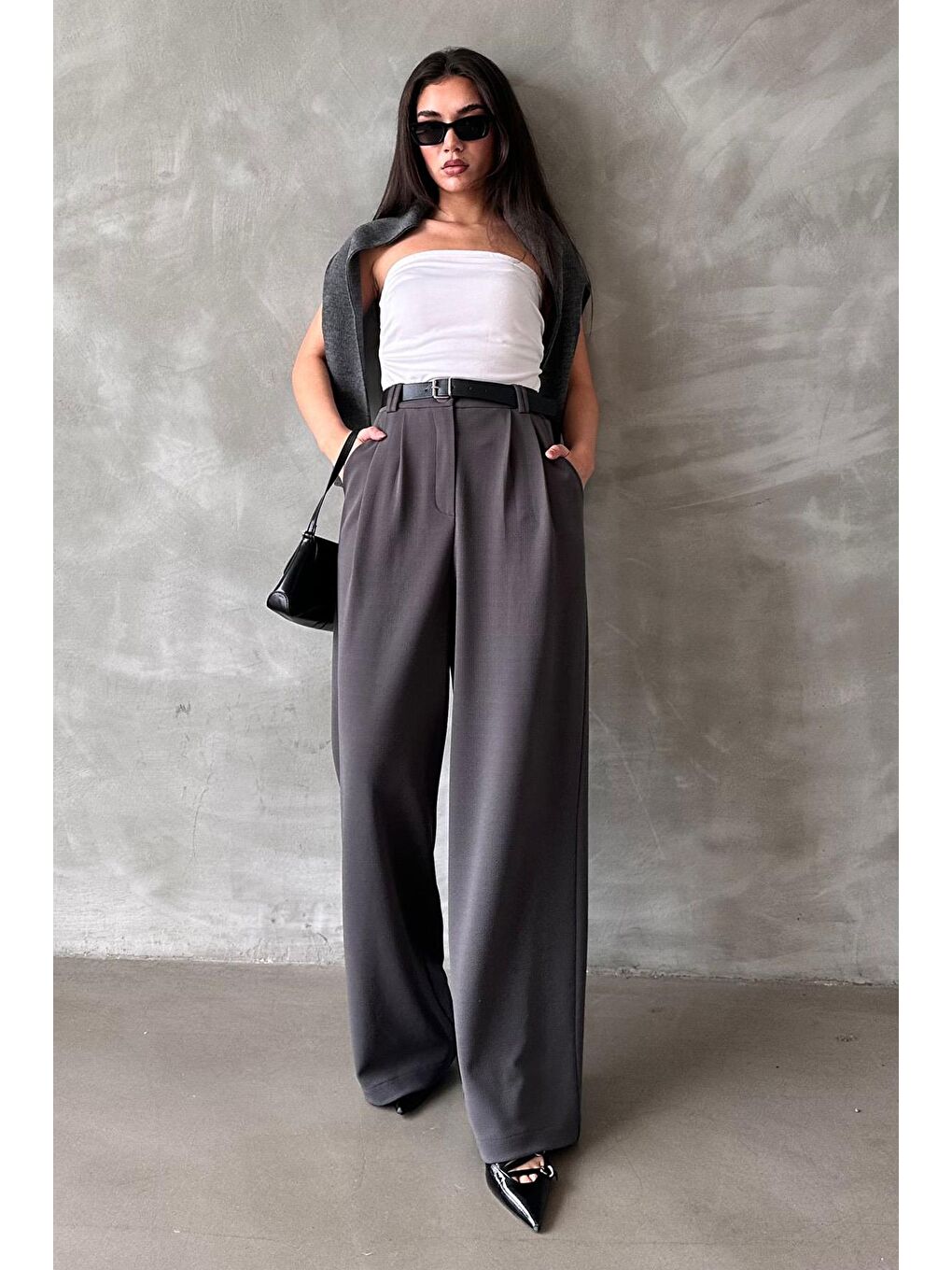 Gri Füme Çift Pileli Kemerli Pantolon Mg2330-1