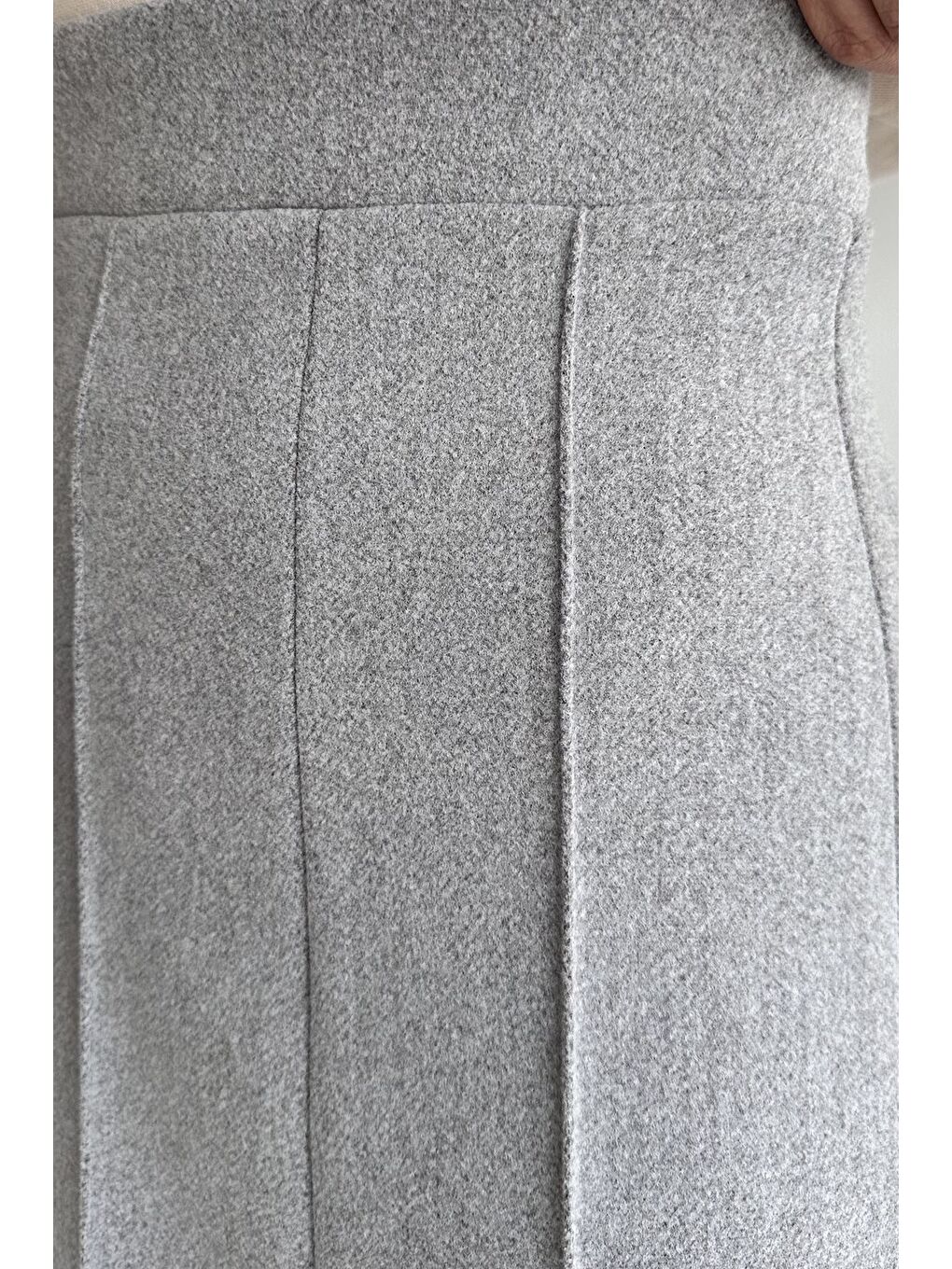 Gri Bel Lastikli Çimalı Kaşe Tesettür Etek-7