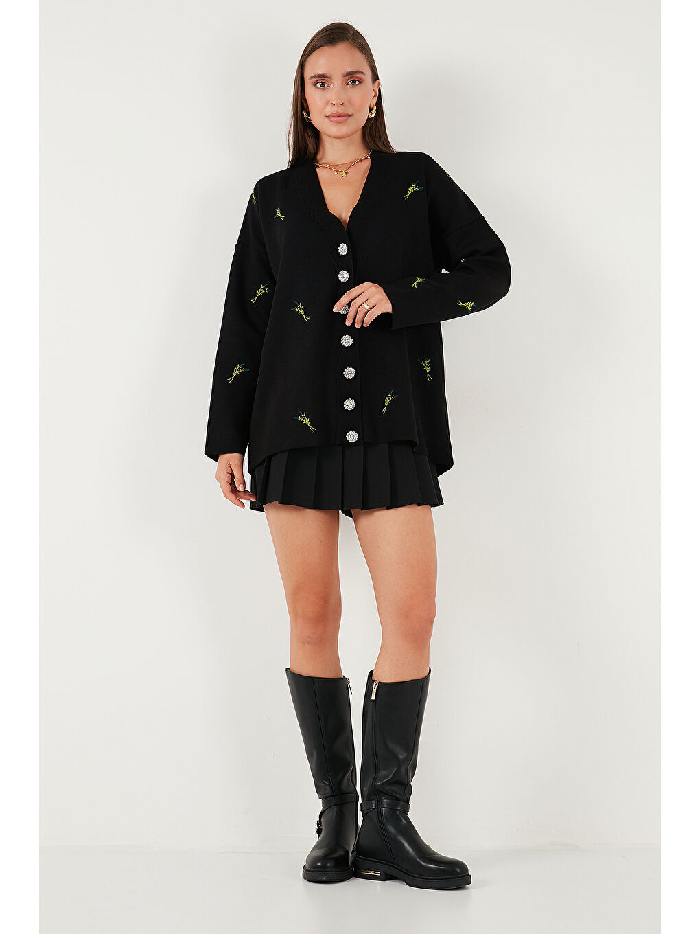 Siyah Oversize Fit Desenli V Yaka Triko Kadın Hırka 4616193-2