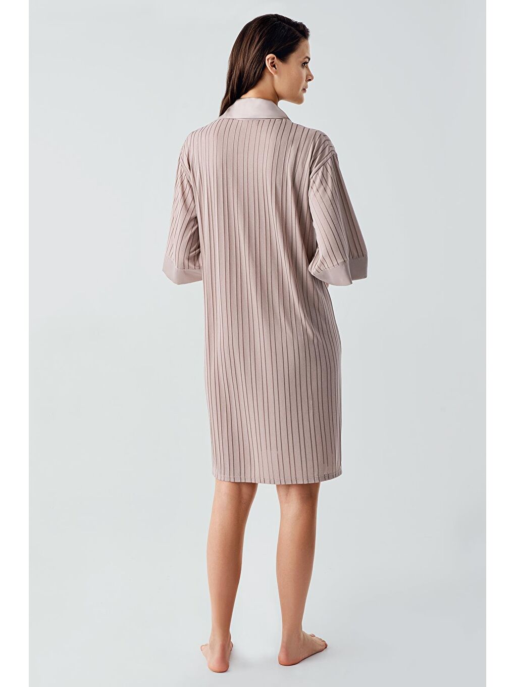 Bej Kısa Kollu Düğmeli Esnek Viskoz Elbise 17102-2