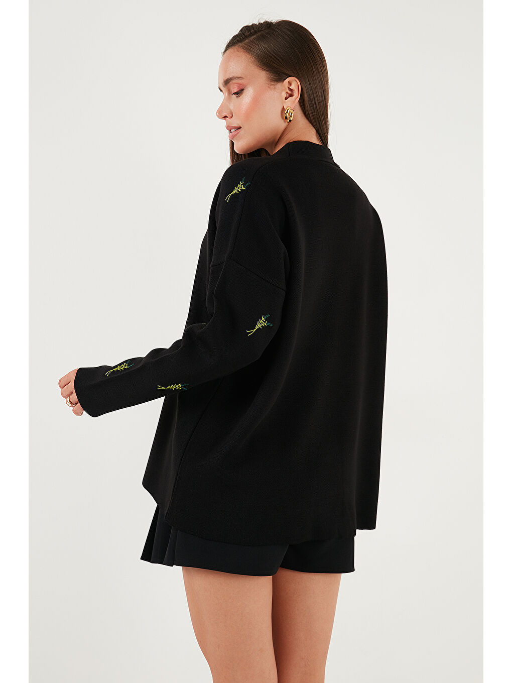 Siyah Oversize Fit Desenli V Yaka Triko Kadın Hırka 4616193-6