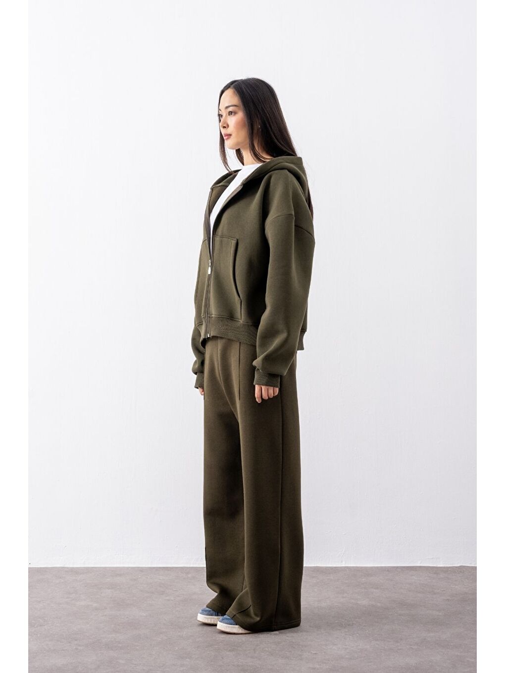 Kadın Chill Oversize Haki Fermuarlı Sweatshirt-2