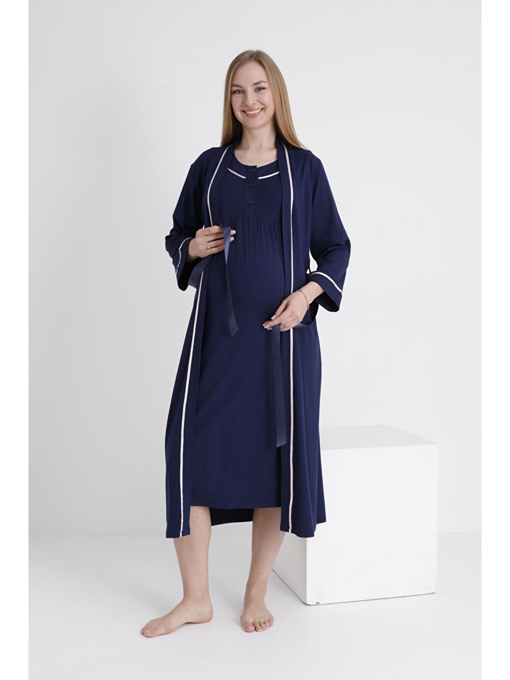 Lacivert Sabahlıklı Emzirmeye Uygun Şerit Detaylı Hamile ve Lohusa Sıfır Kol Gecelik Takımı