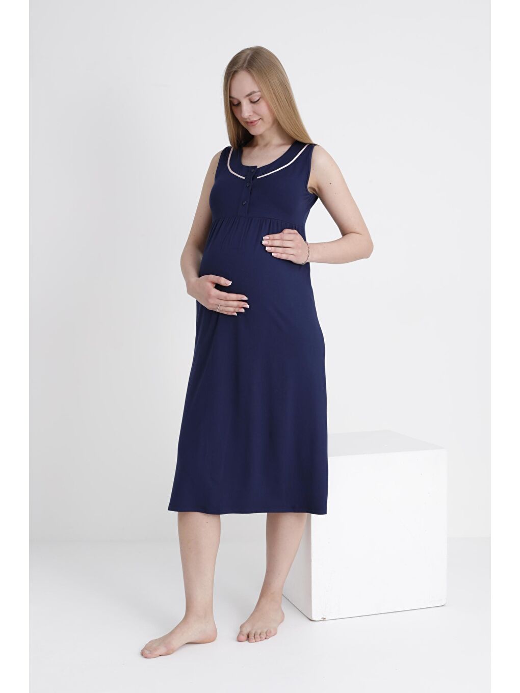 Lacivert Sabahlıklı Emzirmeye Uygun Şerit Detaylı Hamile ve Lohusa Sıfır Kol Gecelik Takımı-4