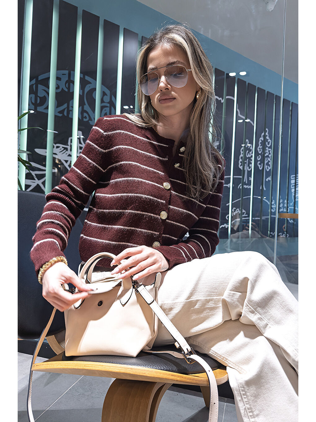 Bordo Standart Fit Çizgili Yumuşak Dokulu Crop Triko Kadın Hırka 4615551-1