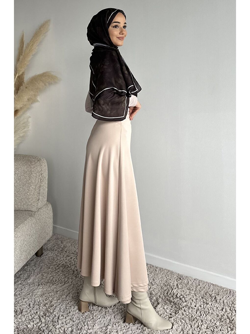 Bej Bel Bağlama Detaylı Kiloş Scuba Tesettür Etek-7