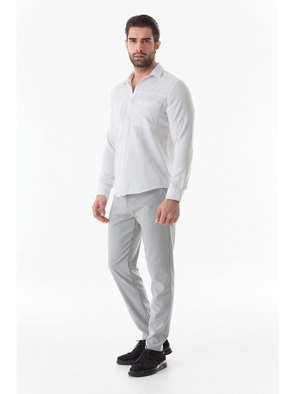 Beyaz Çıtçıtlı Cepli Gömlek-4