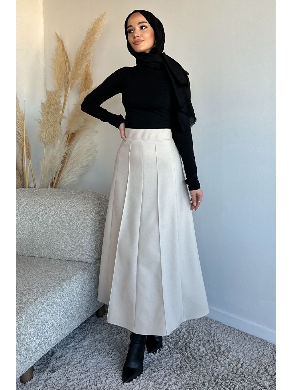 Bej Bel Lastikli Çimalı Kaşe Tesettür Etek-3