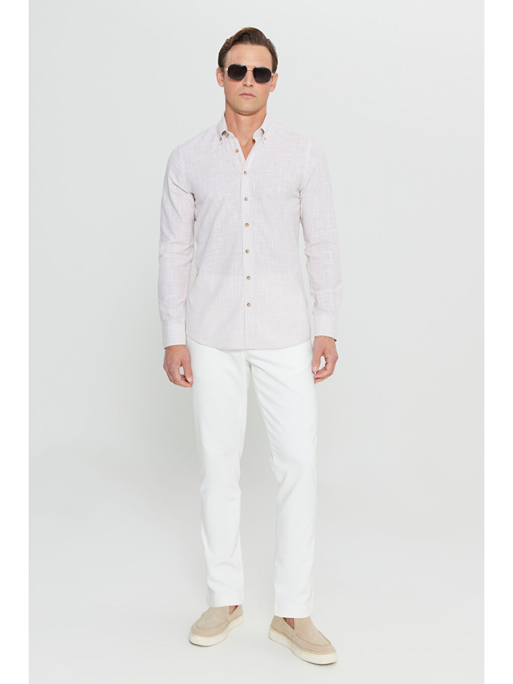 Erkek Bej %100 Pamuk Slim Fit Düğmeli Yaka Armürlü Flamlı Gömlek-1