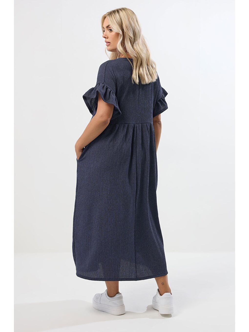 Lacivert Büyük Beden Bisiklet Yaka Kısa Kollu Fırfırlı Uzun Elbise 270342-4