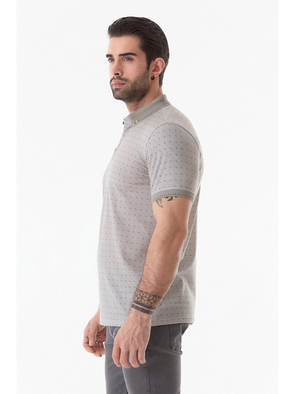 Bej Baskılı Polo Yaka Tişört