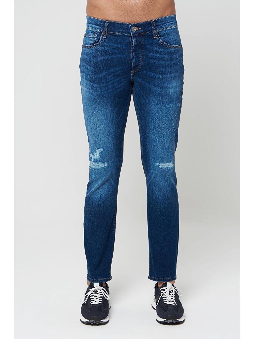 Orta Mavi Slim Yıpratma ve Yama Detaylı Düğmeli Pantolon E 4405-006-1