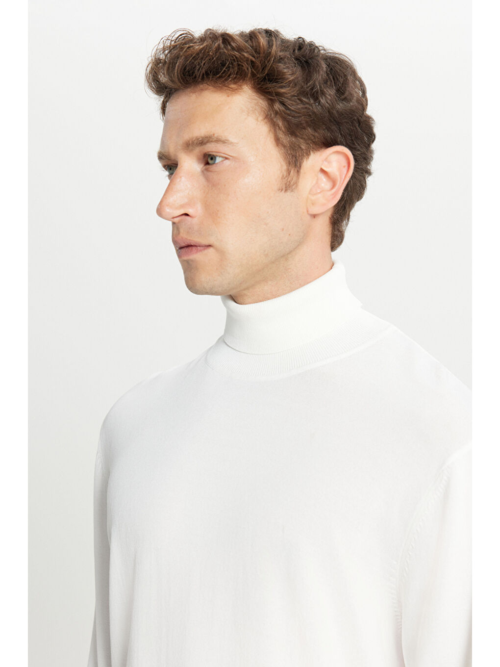 Erkek Ekru Standart Fit Normal Kesim Tam Balıkçı Yaka Triko Basic Kazak-3