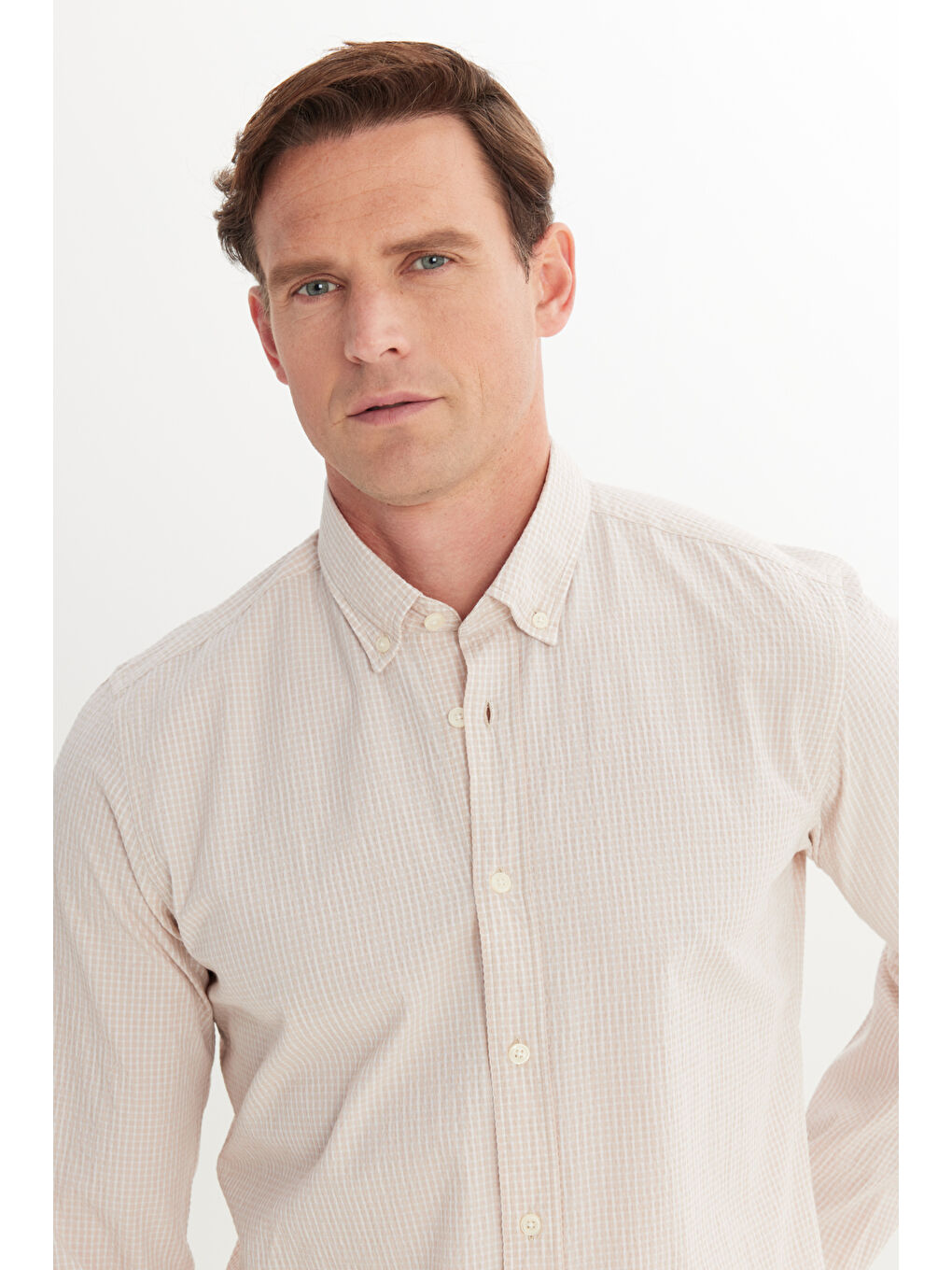 Erkek Beyaz-Bej Pamuklu Slim Fit Dar Kesim Düğmeli Yaka Kareli Gömlek-3