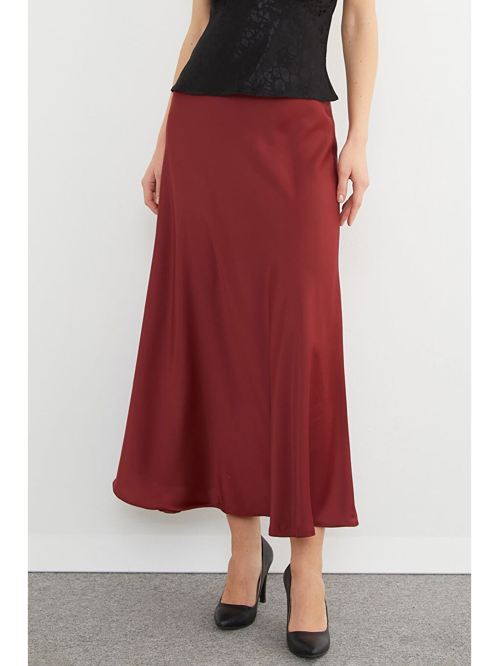 Bordo Beli Lastikli Midi Boy Saten Etek-1